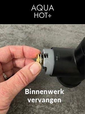 Aquahot handleiding afbeelding binnenwerk kokend vervangen